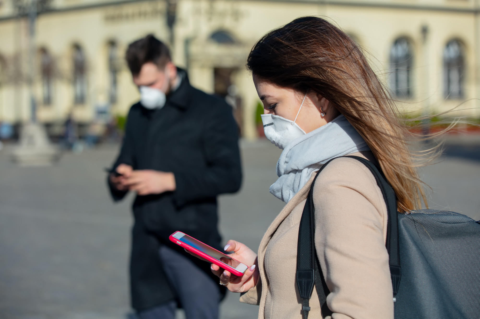 Avoiding Common Tourist Scams