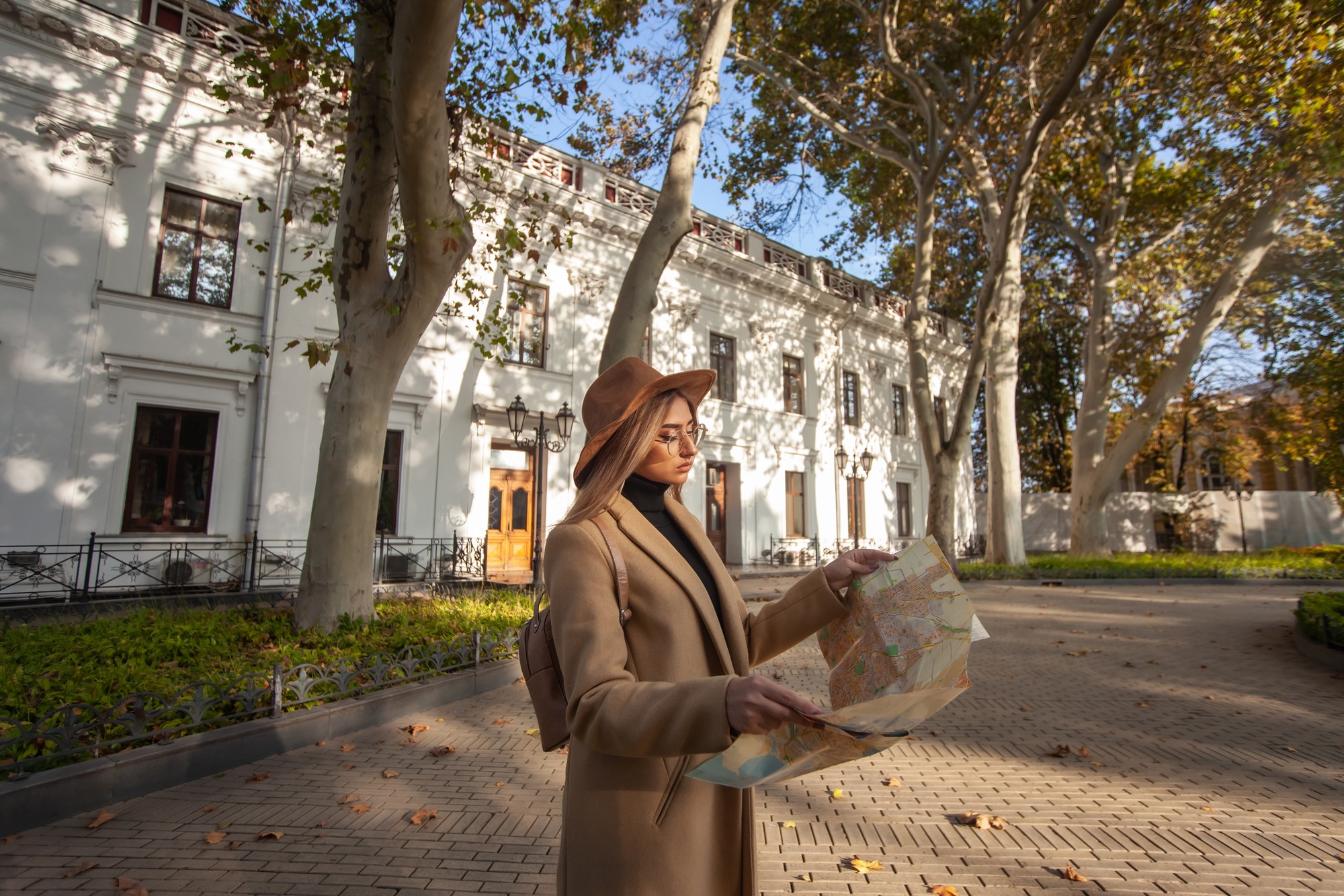 Exploring Authentic Moscow Neighborhoods