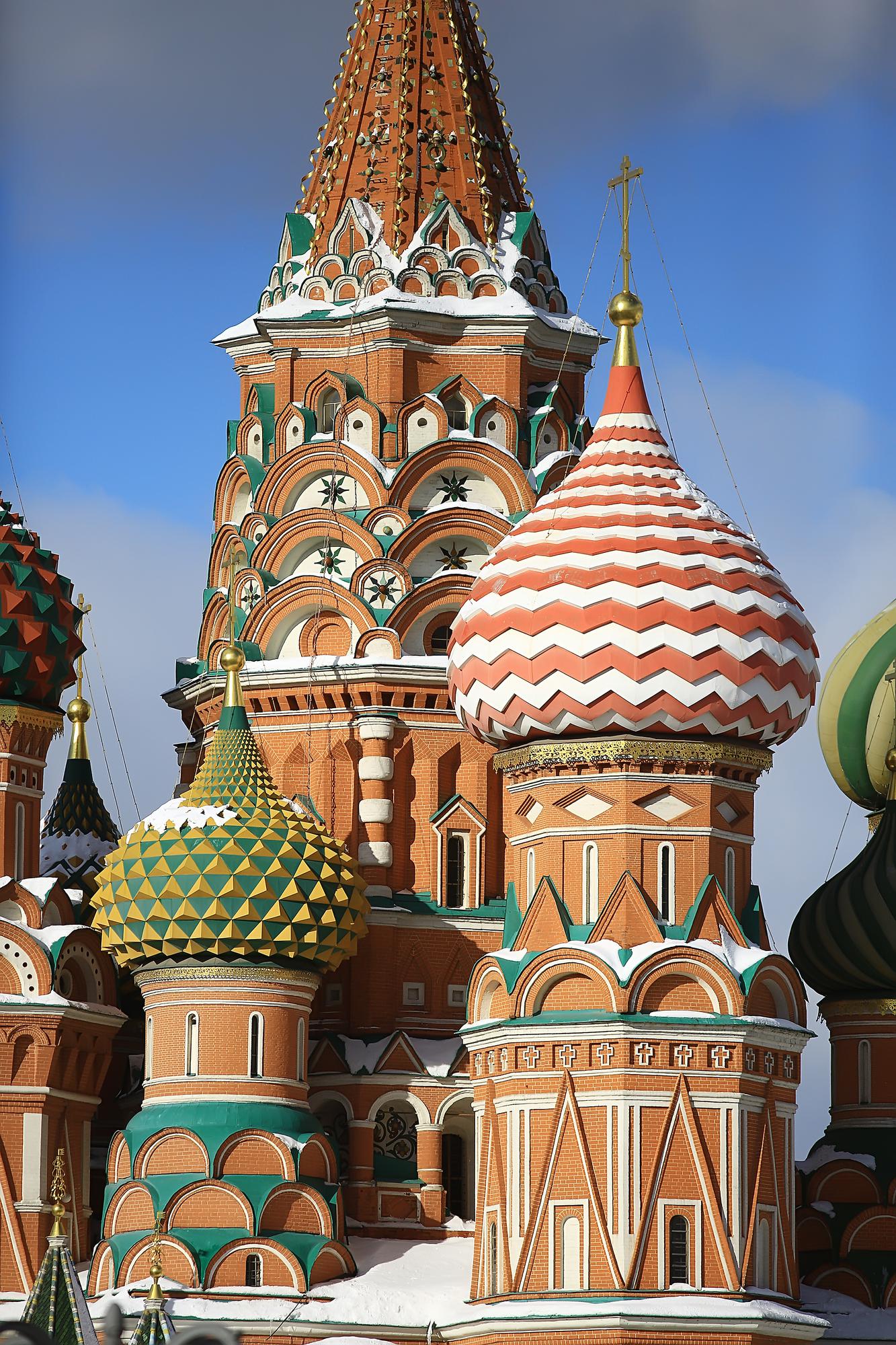 Iconic Landmarks: Red Square, Kremlin, and Saint Basil's Cathedral