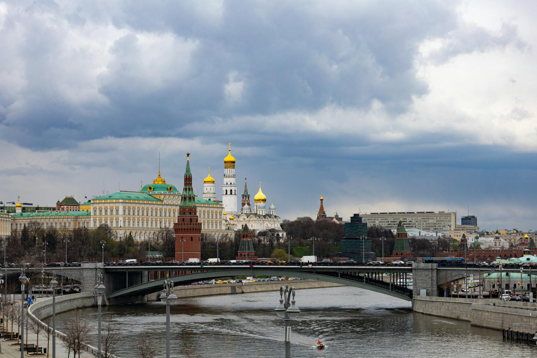 Architectural components: walls, towers, cathedrals, and palaces