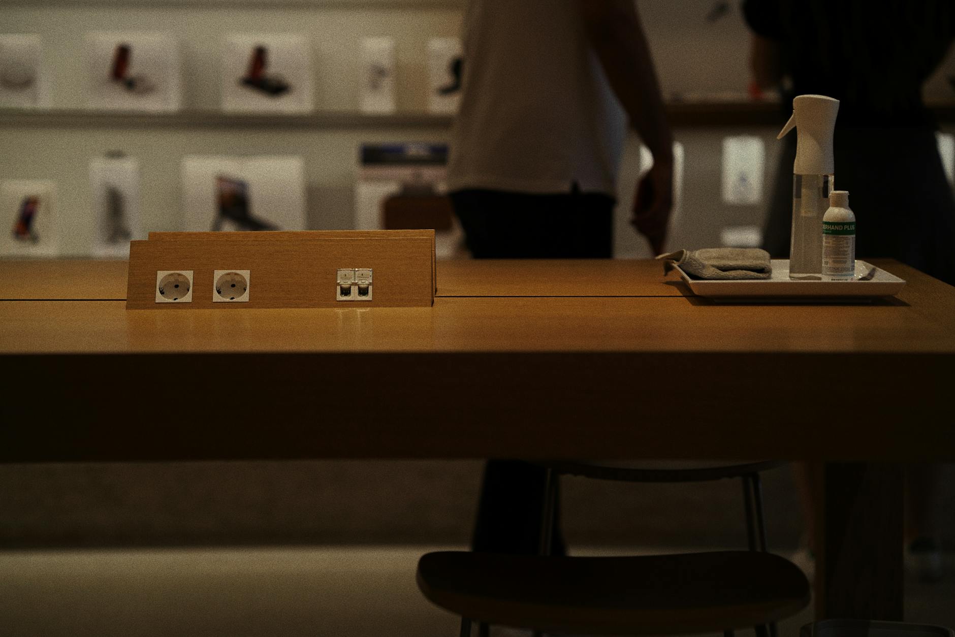 Wi-Fi quality, power outlets, and seating options for work or study
