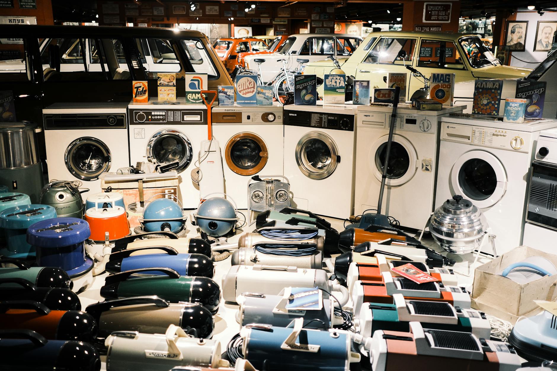Soviet civilian resilience exhibits