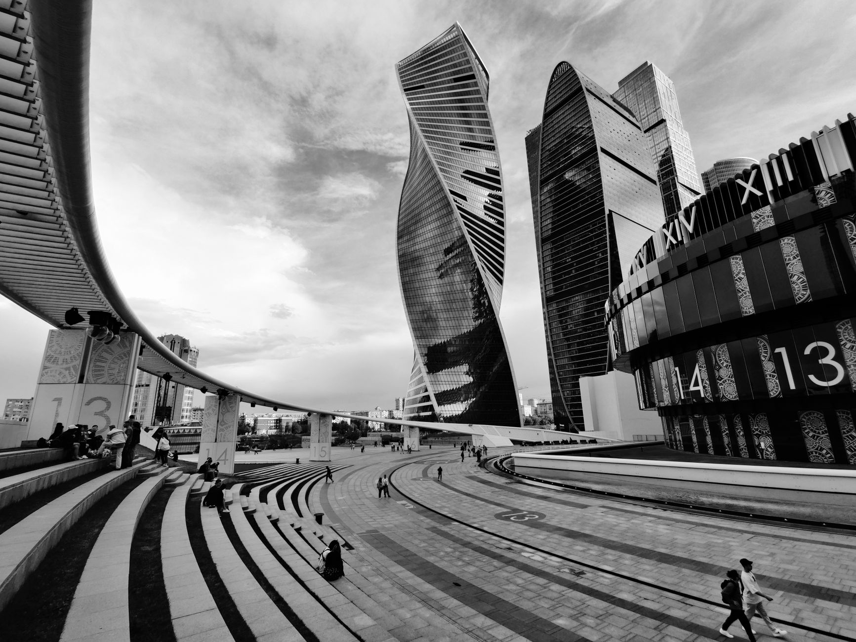 Public places: shoot freely